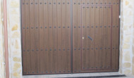 Puertas metálicas con panel PVC